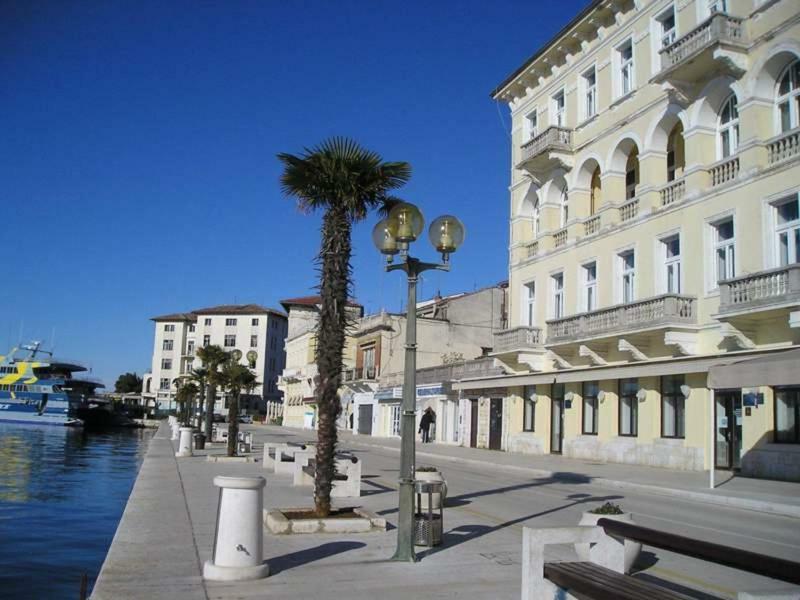 Jordanapartment Porec Luaran gambar